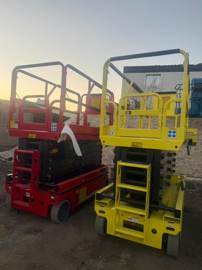 فوركلفت للإيجار في الدمام سيزر لفت بجدة